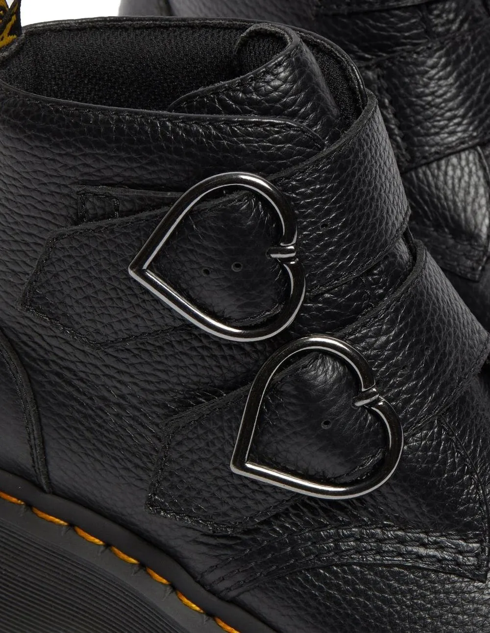 Botas Dr. Martens Devon con Plataforma y Hebillas de Corazón Negras Mujer
